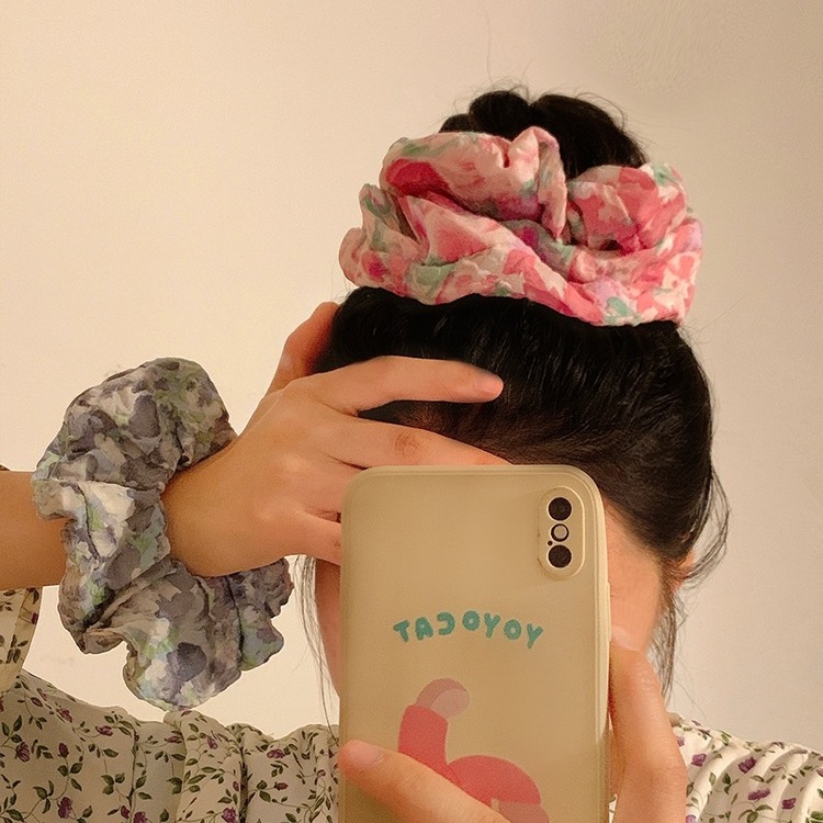 Floral Hair Ring - Image 2