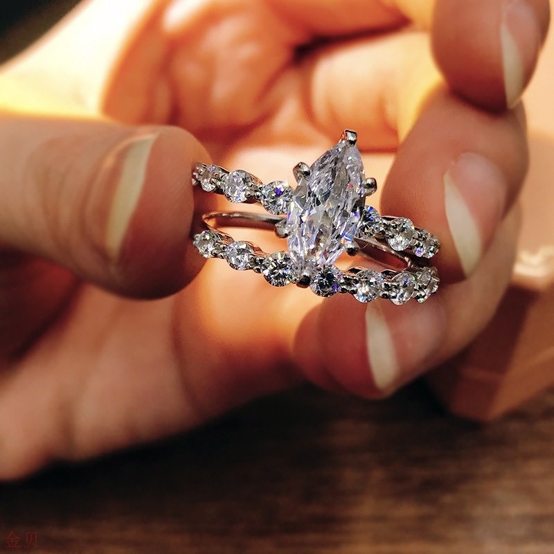 Diamond-shaped Ring 1