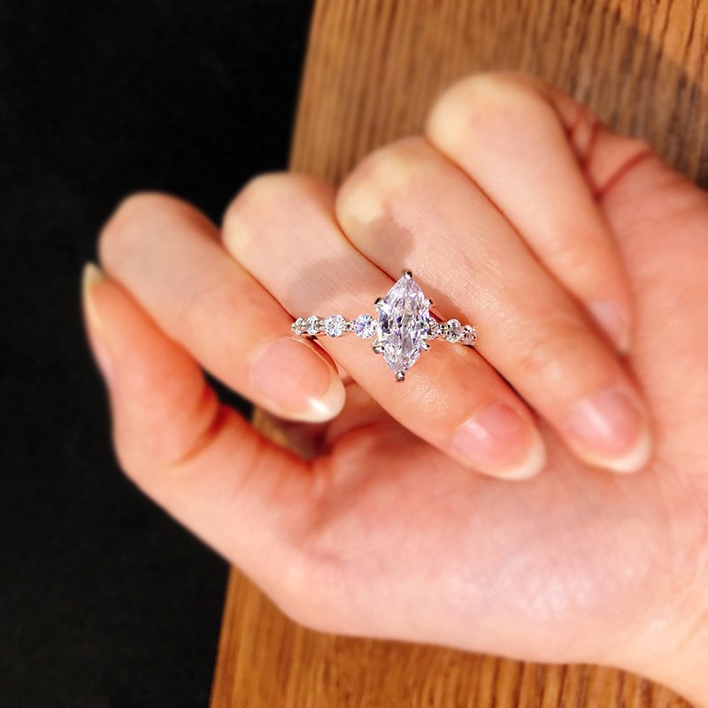 Diamond-shaped Ring 2