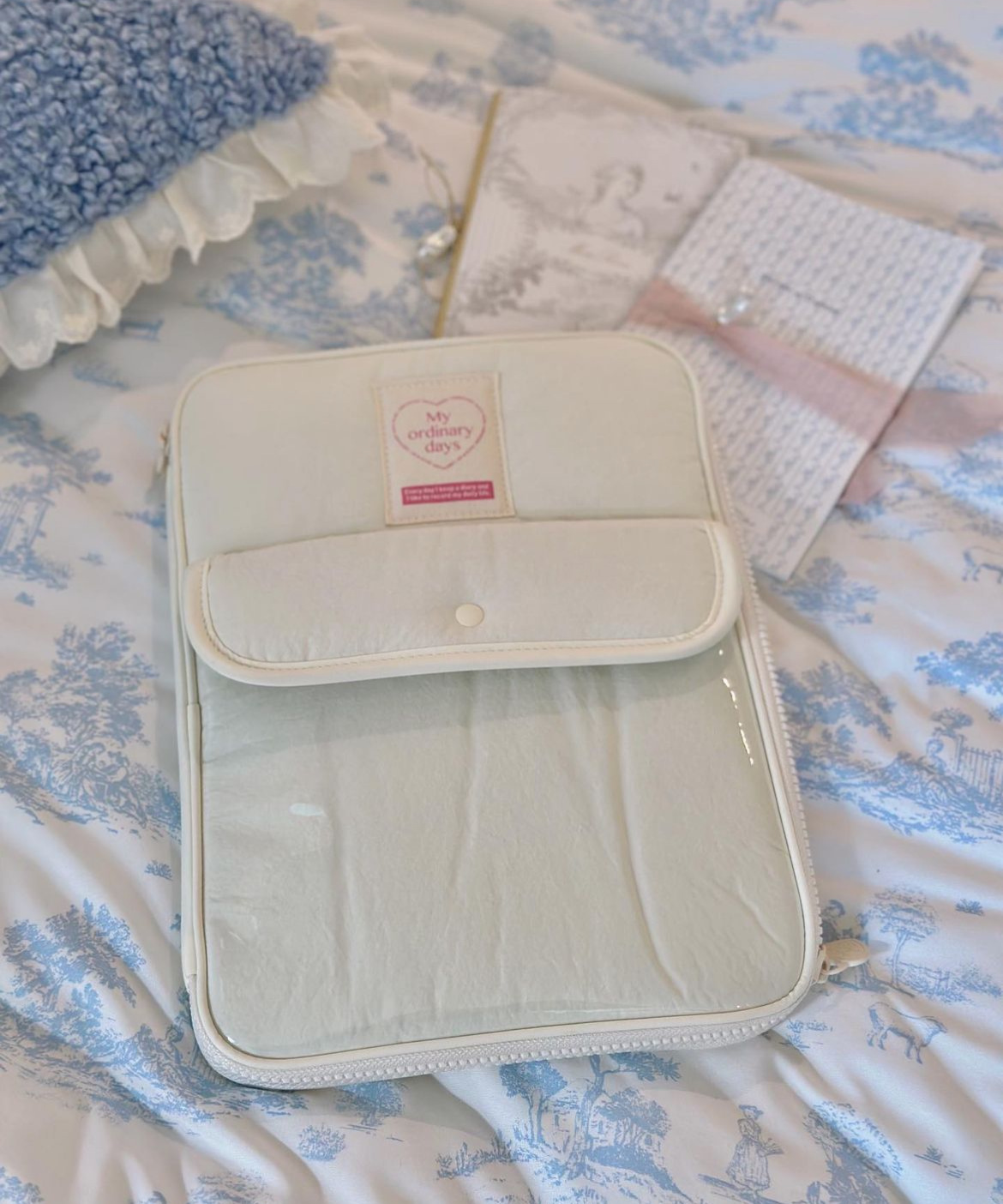 Snap Pocket Tablet PC Bag Image 1