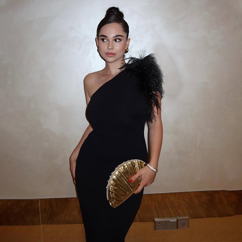 Elegant Style Off-shoulder Furry Dress Image 8