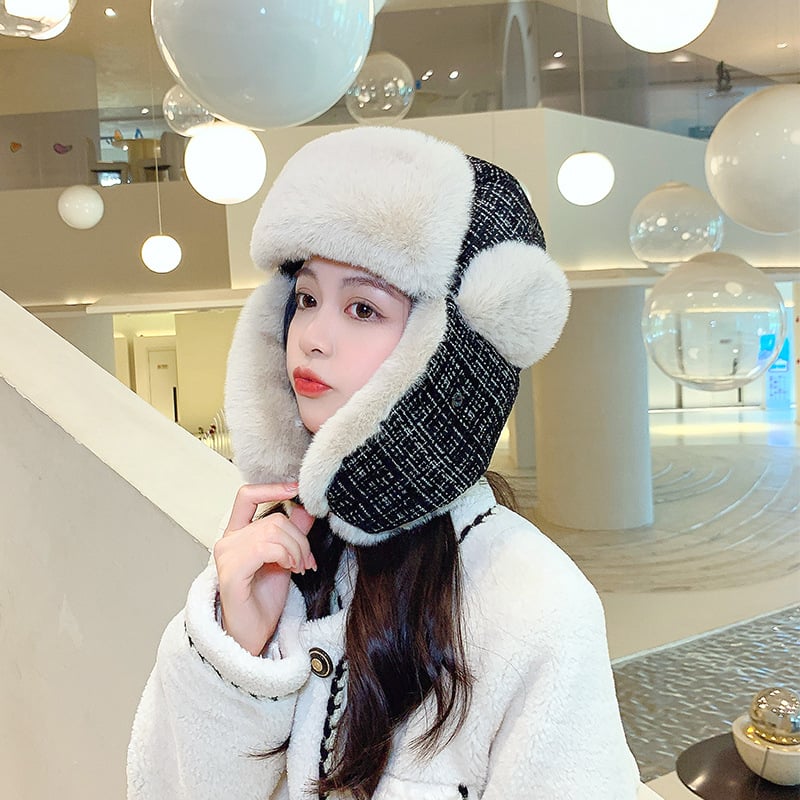 Winter Hat Image 3