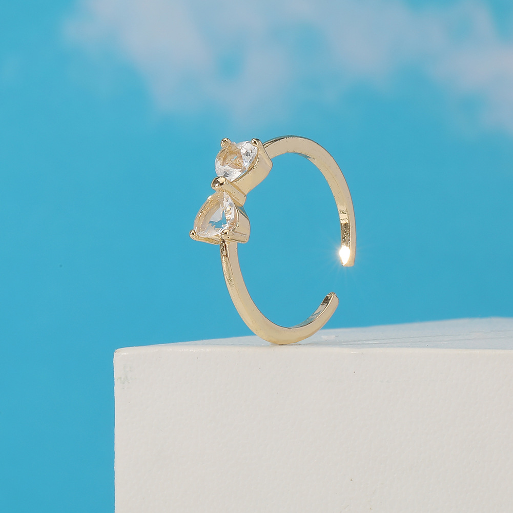 Elegant Bow Design Ring