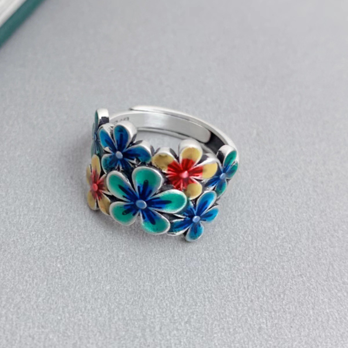 Women's Fashion Personalized Flower Ring 1