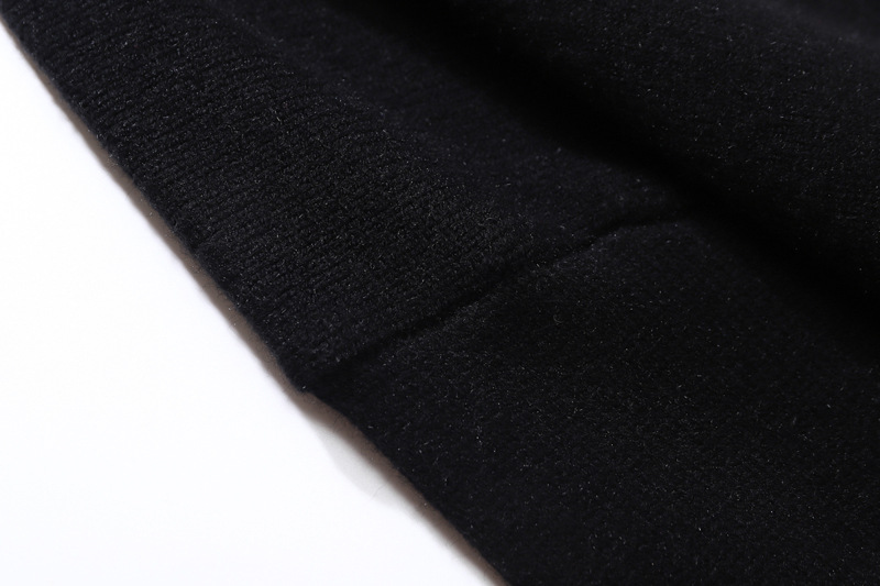 Niche Design Couple Sweater