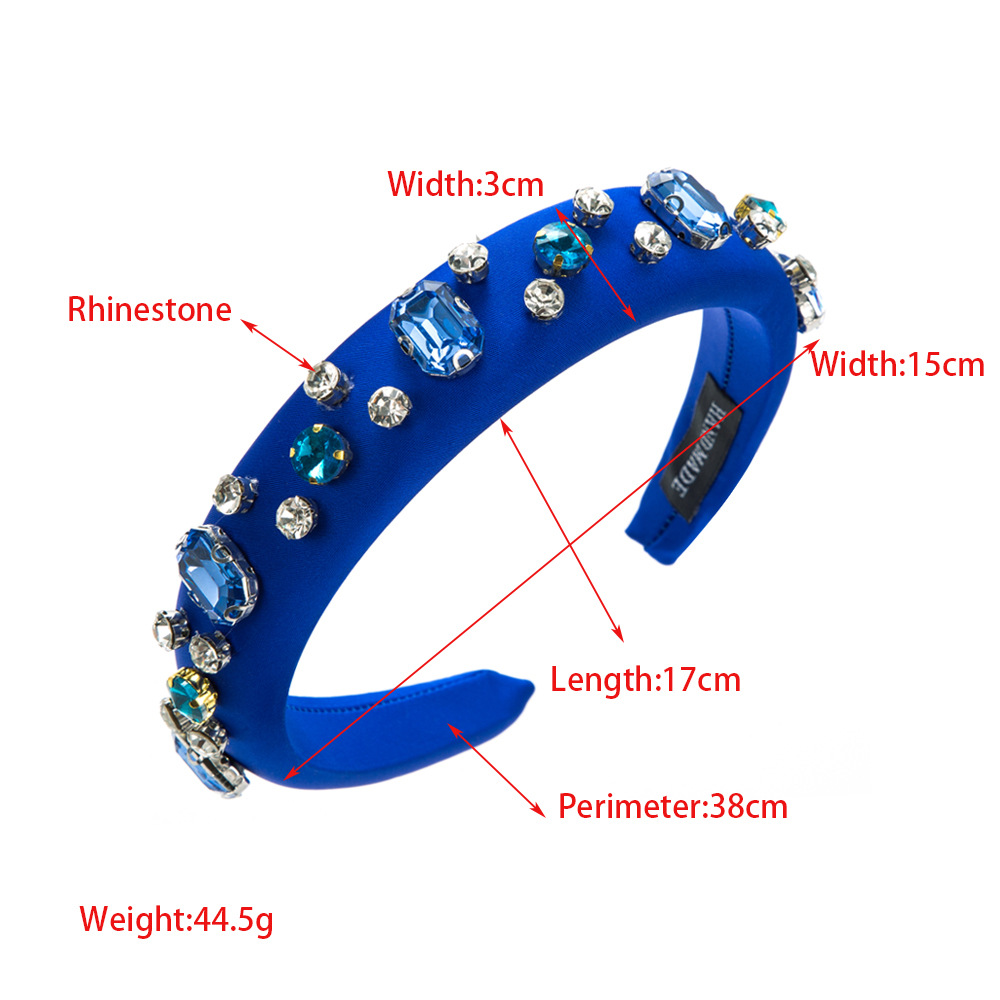 White hair band for daily use