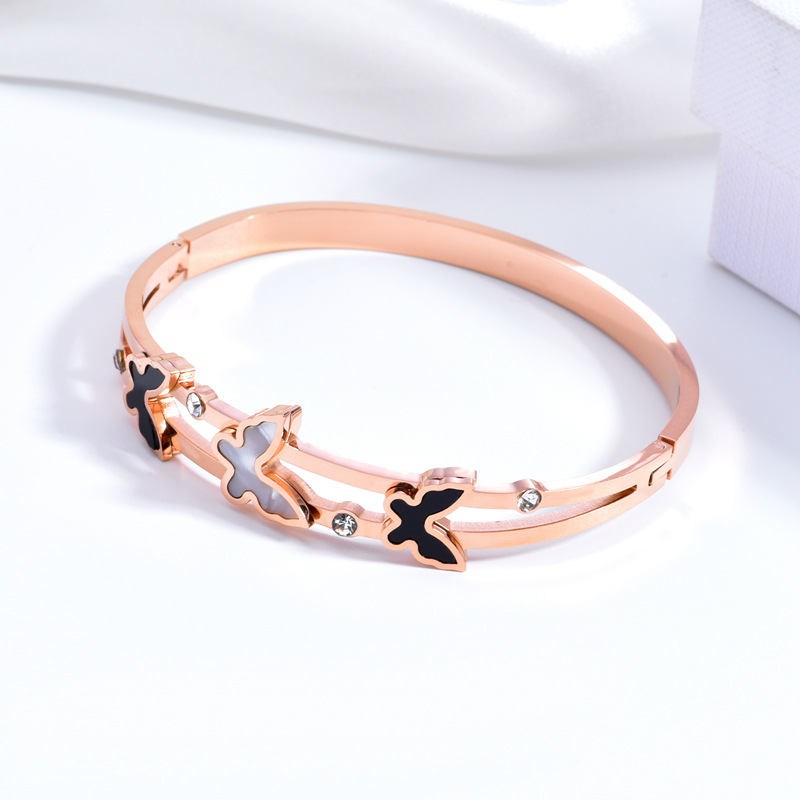 Women's Non-fading Titanium Steel Bracelet Image 5