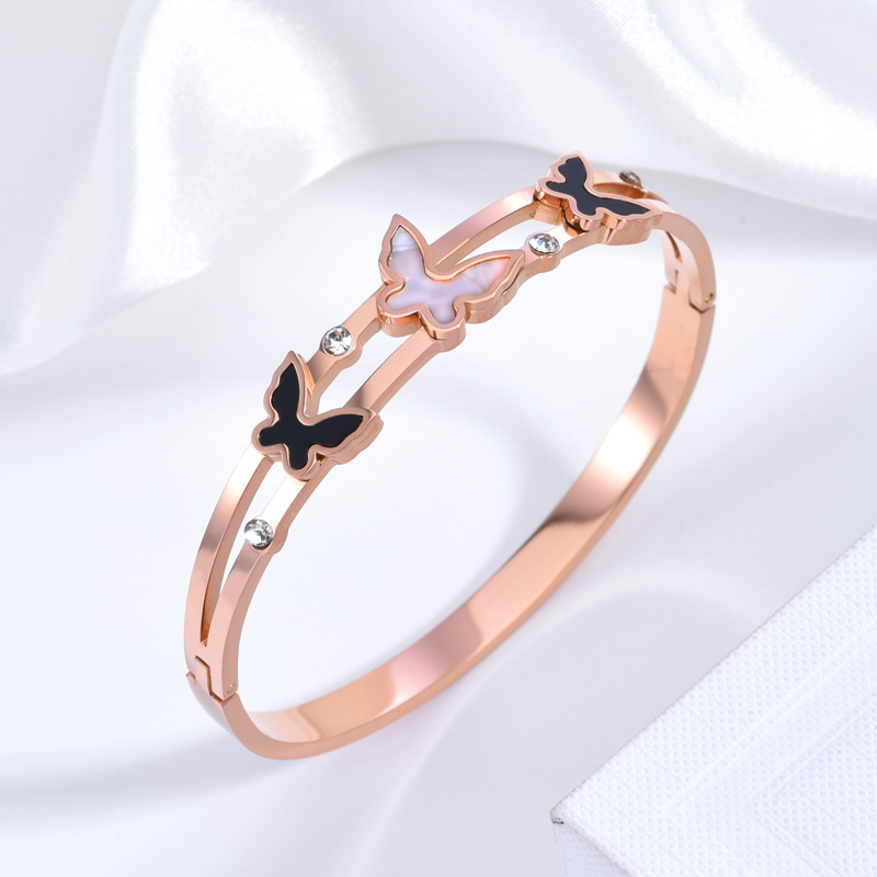 Women's Non-fading Titanium Steel Bracelet Image 3