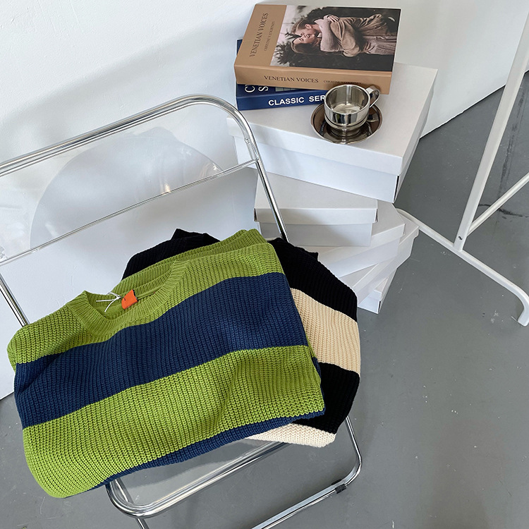 Sweater Image 1