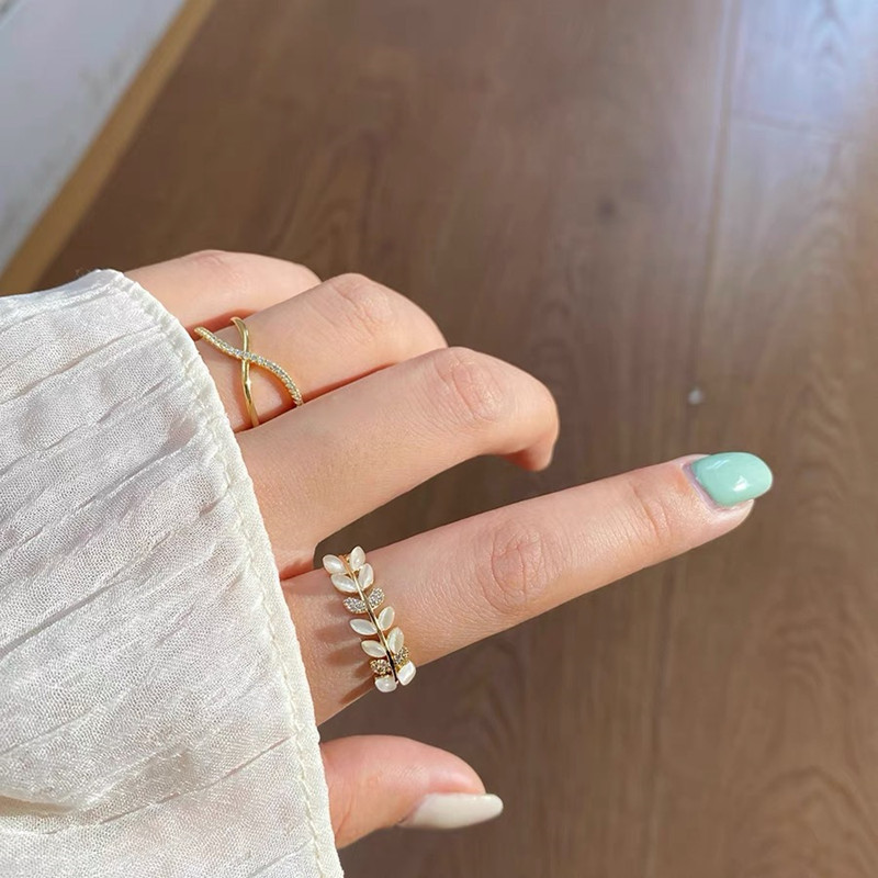 14K Gold Ring Image 2