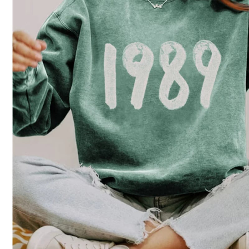 Sweater Image 5