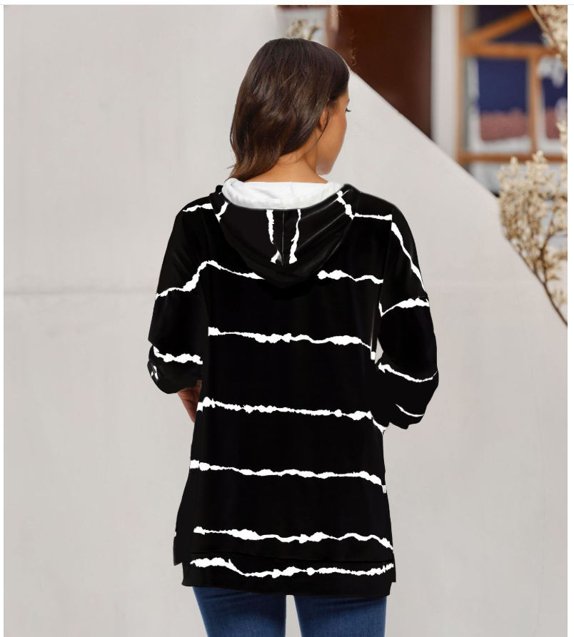 Women's Printed Striped Sweater Image 5