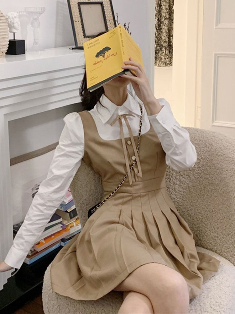 Casual Look with Pleated Dress