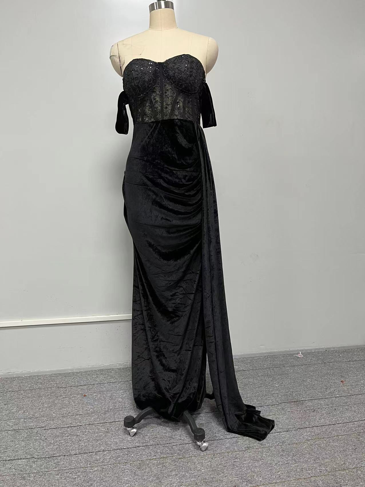 Fishtail Slit Evening Dress Image 2