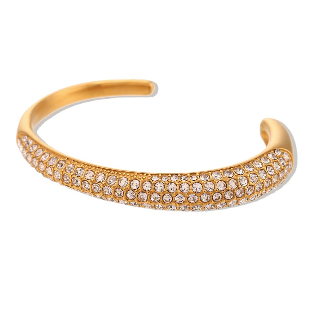 Bracelet Detail 1