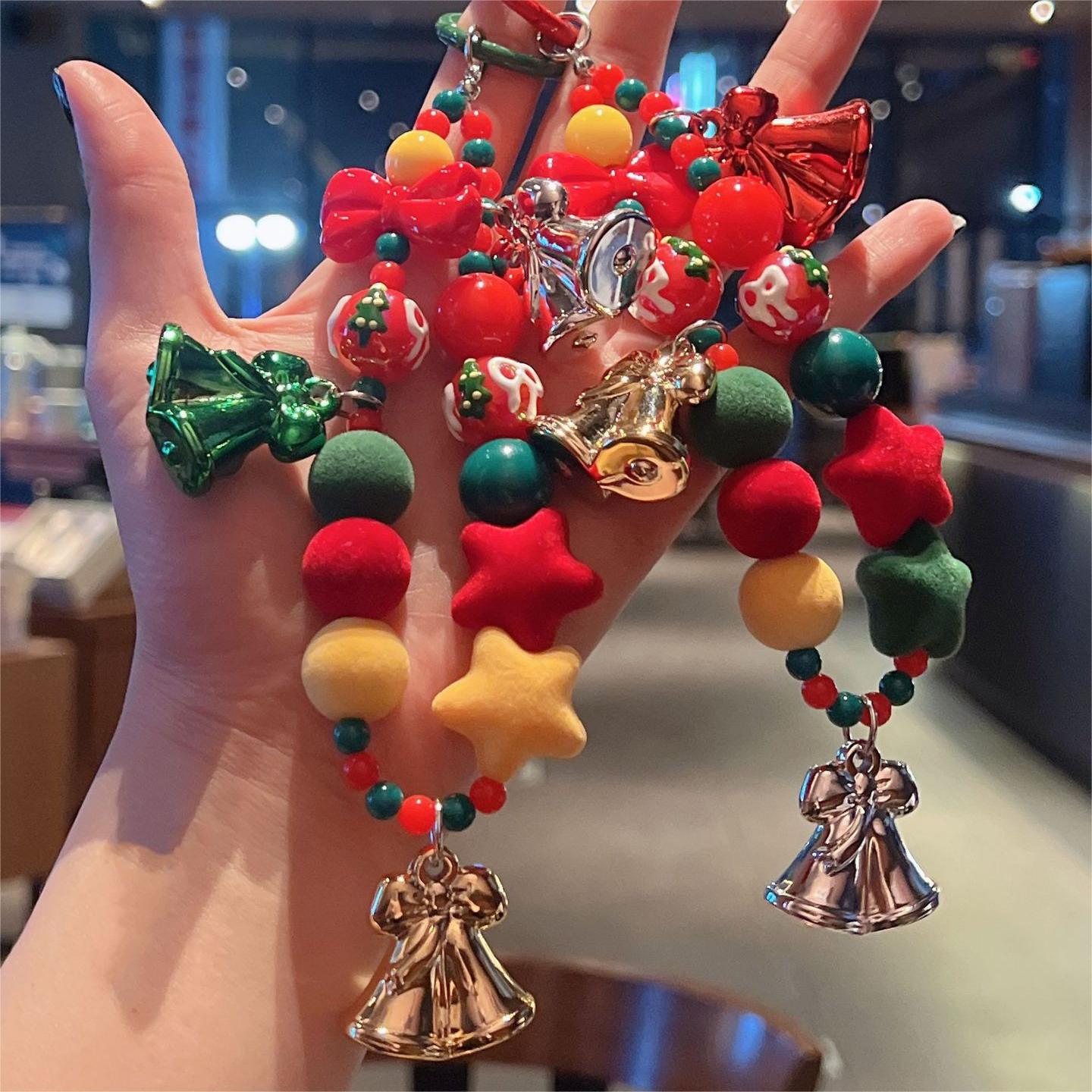Christmas Tree Short Pendant Green