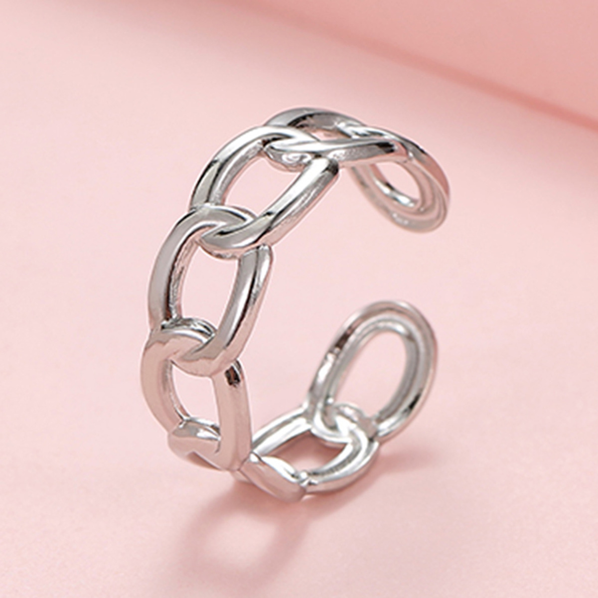 Elegant Ring Design