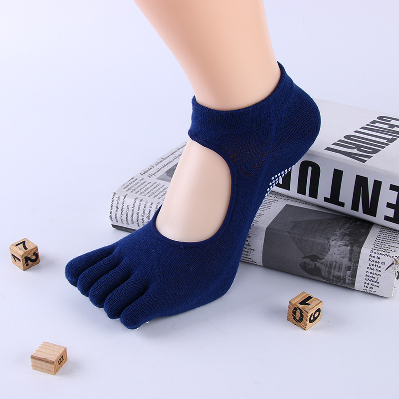 Non-slip Yoga Socks2