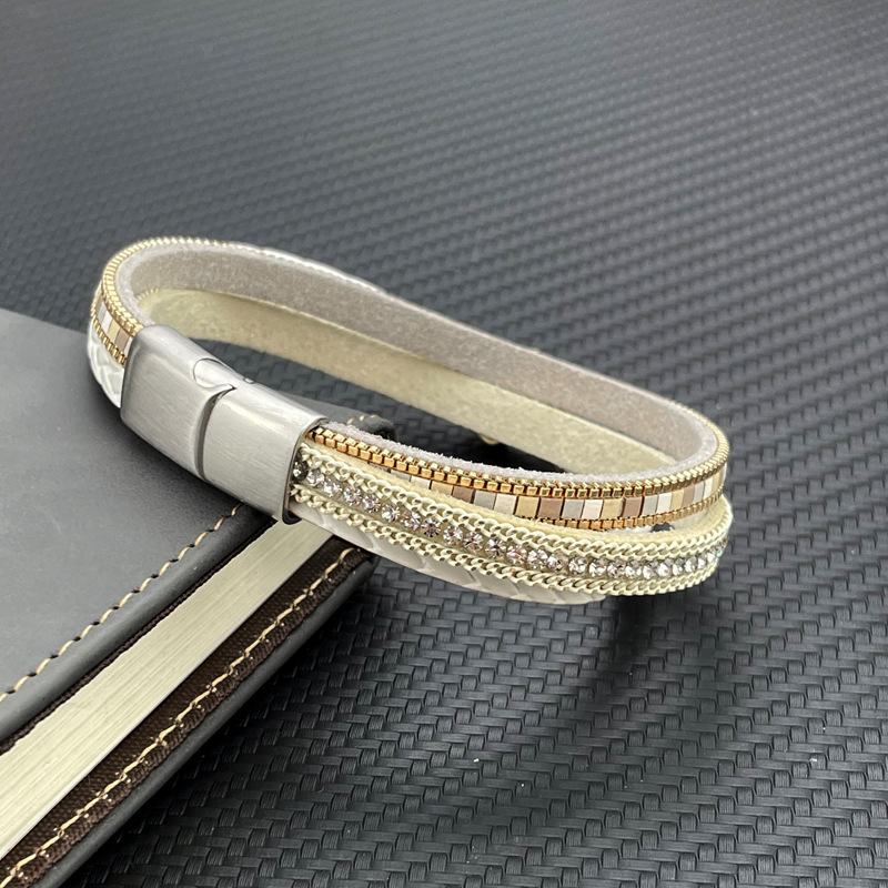 Fashion Female Bracelet Crown Leather Image 3