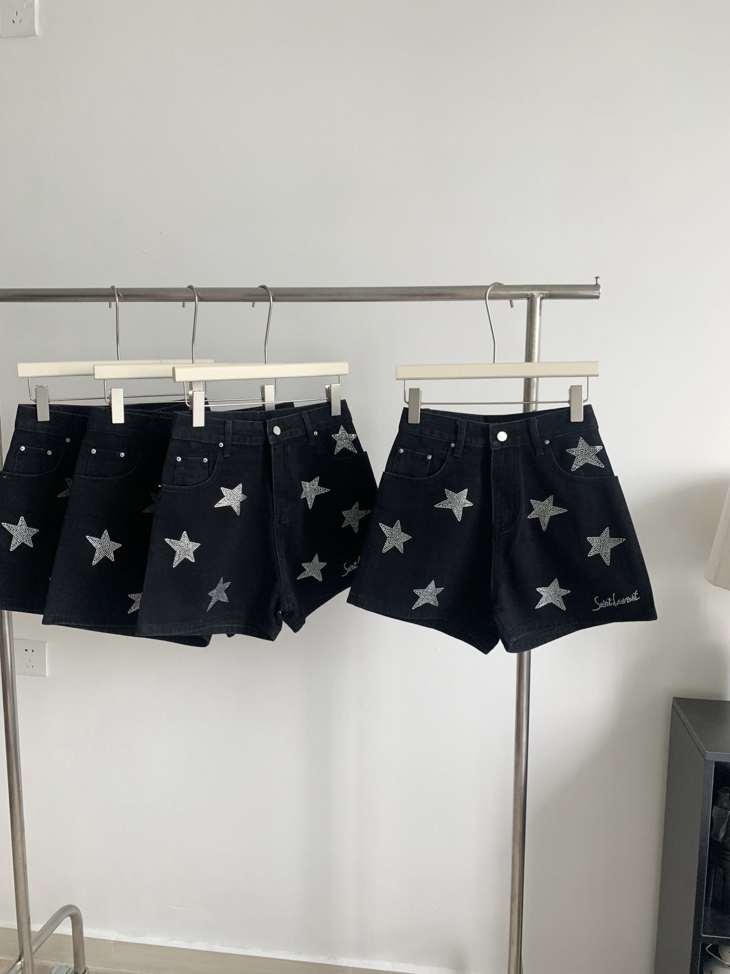 Shorts Image 3