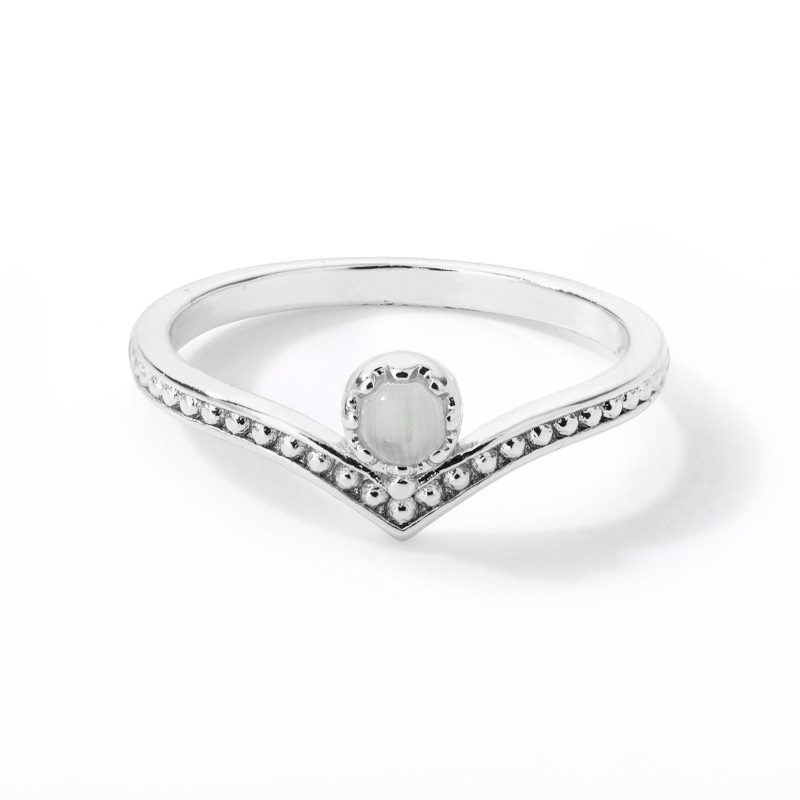 Crown Ring Detail