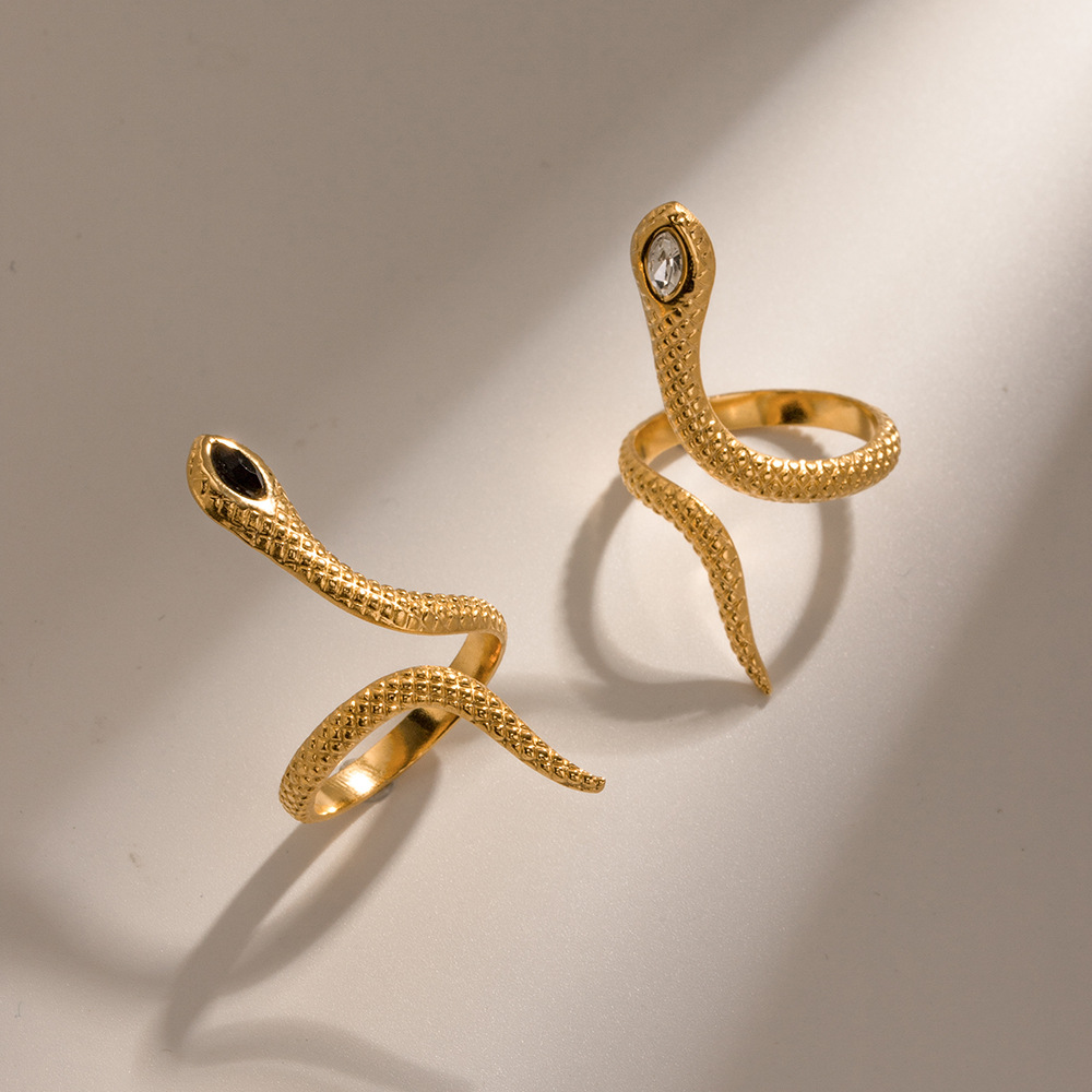 Stainless Steel Inlaid Zircon Snake Eye-catching Ring 5