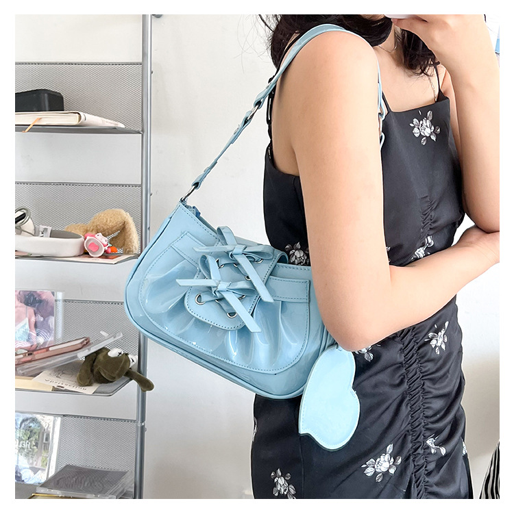 Charming Bow Bag