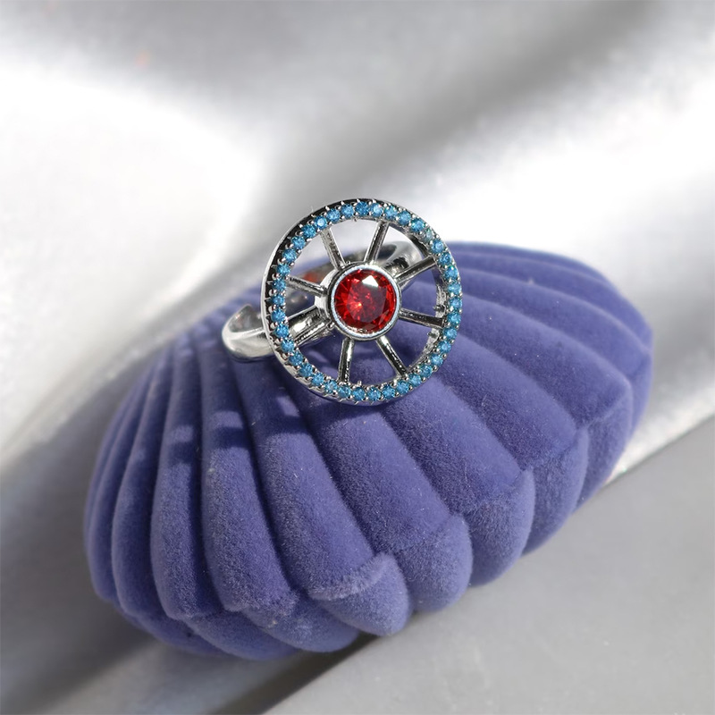 Silver Ferris Wheel Ring Close-up
