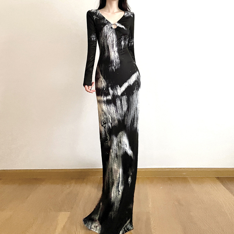 Retro Dress Image 8