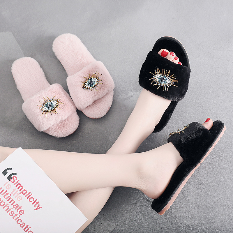 Can Wear Eyelash Slippers Image 6