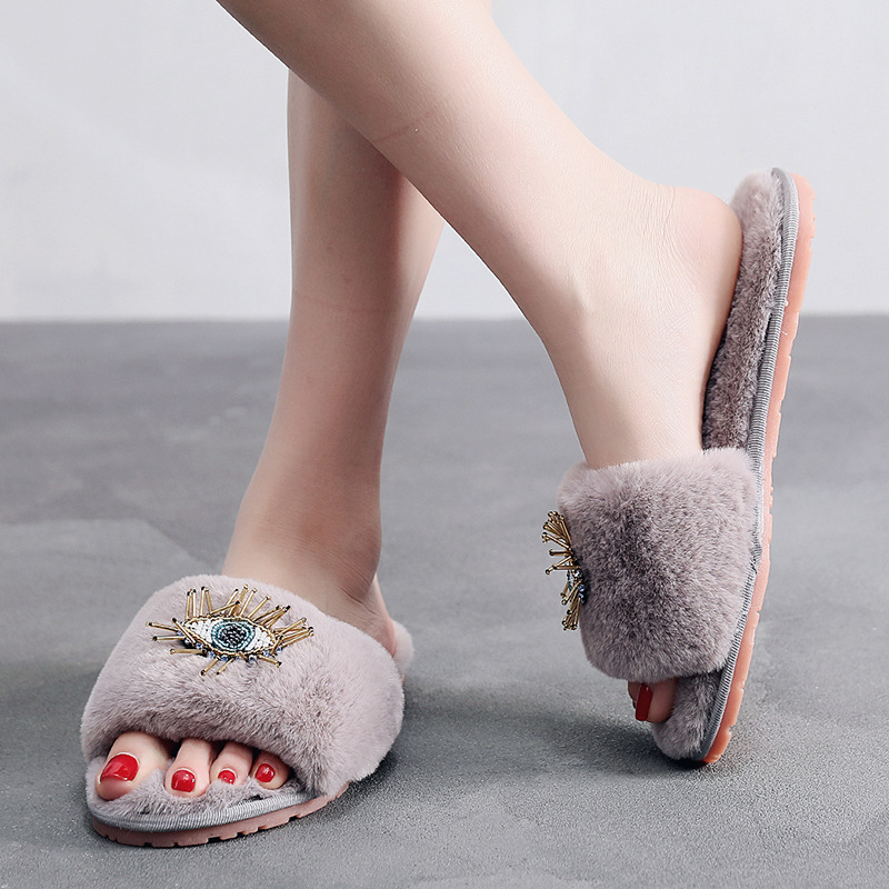 Can Wear Eyelash Slippers Image 5