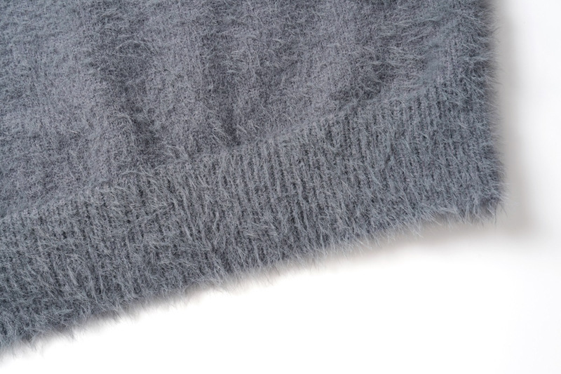 Sweater Image 11