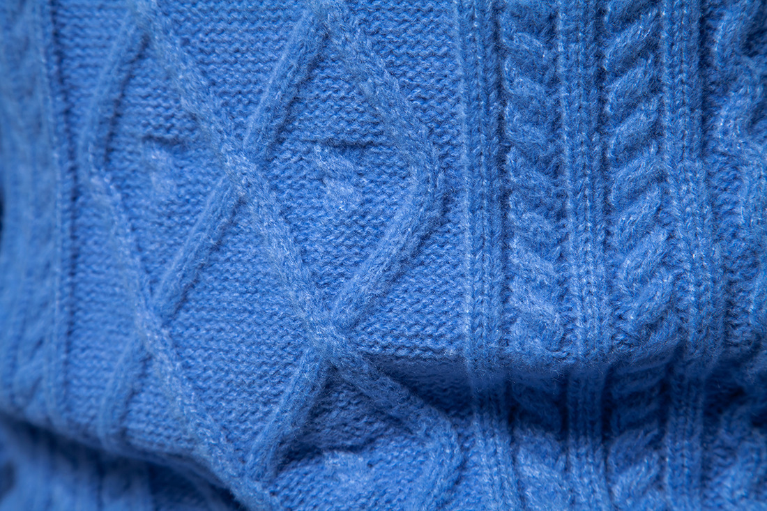 Men's Sweater Image 8