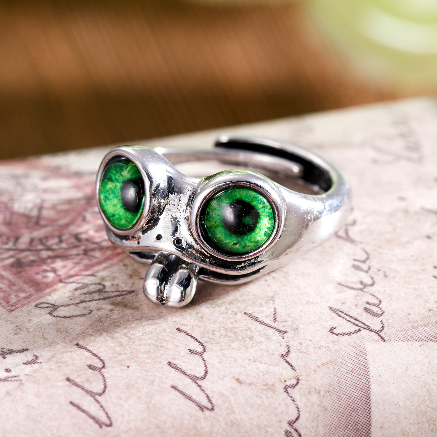Green Eyed Frog Ring