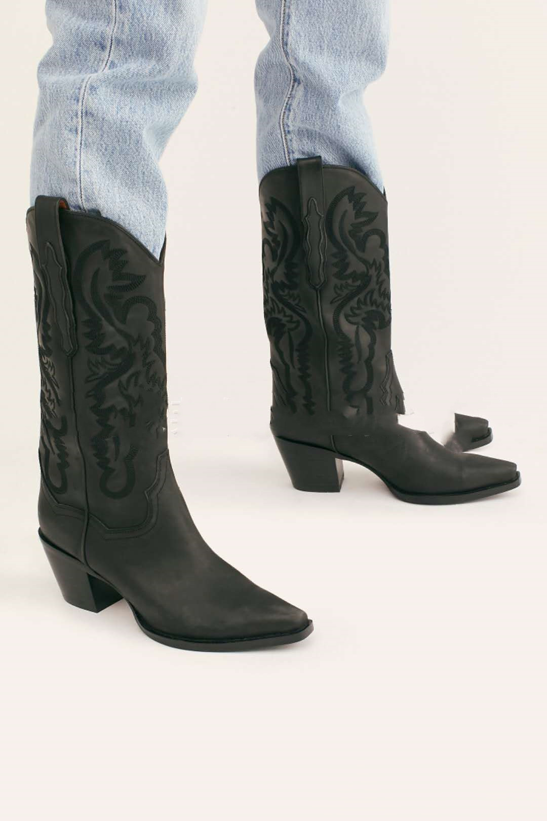 Martin Boots Image 3