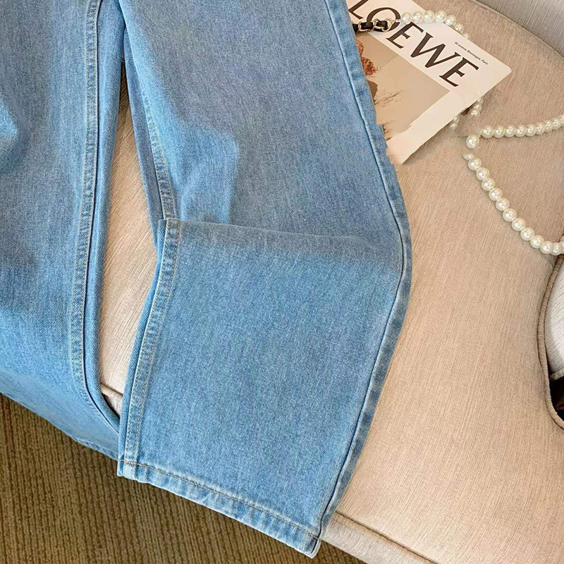 Floral Embroidered Jeans 2