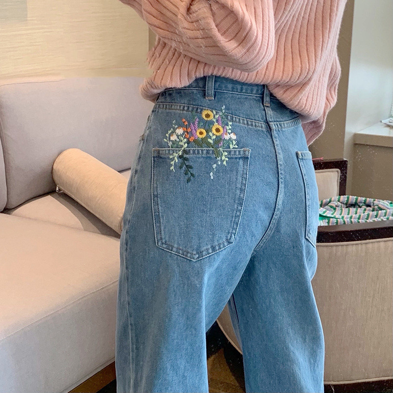 Floral Embroidered Jeans 3