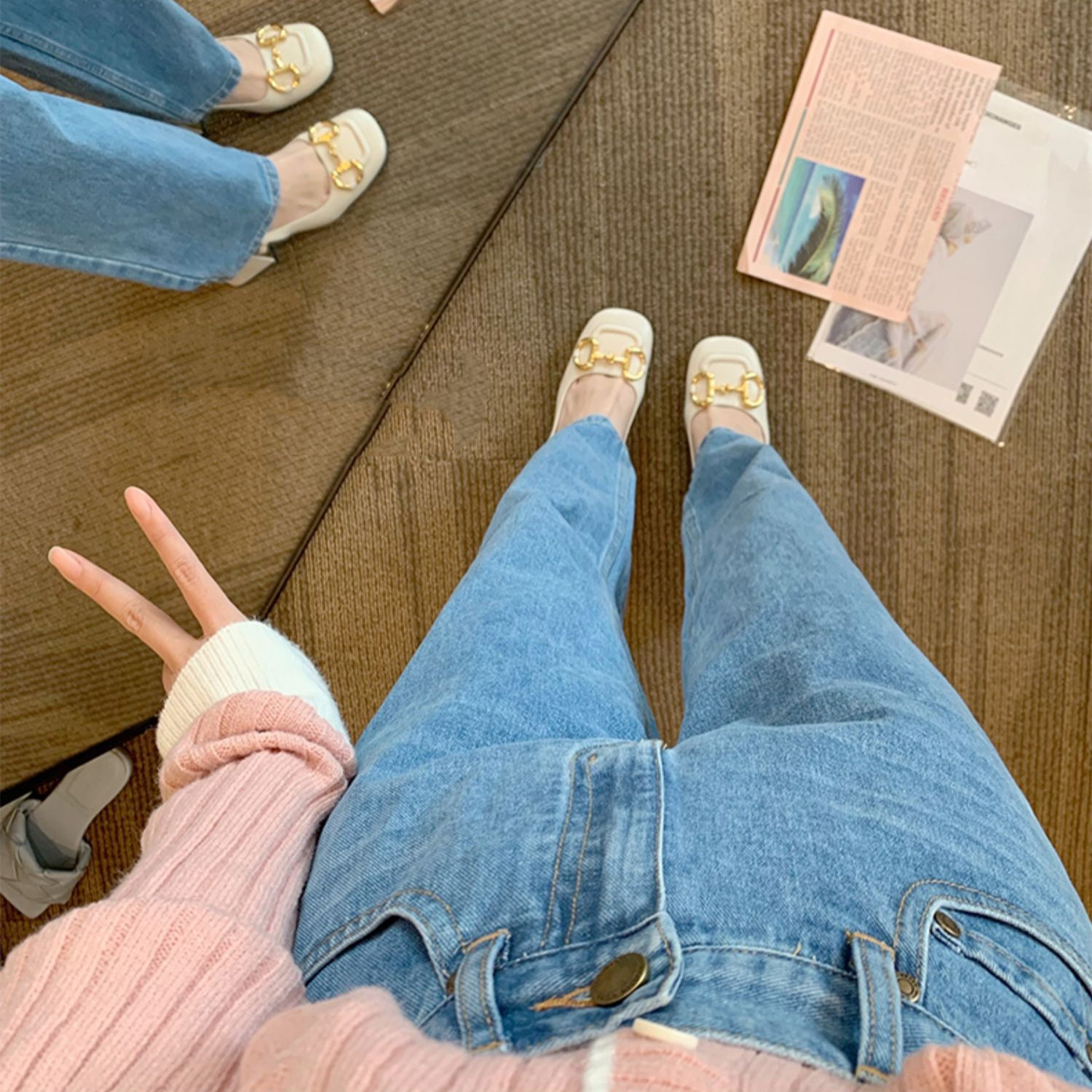Floral Embroidered Jeans 4