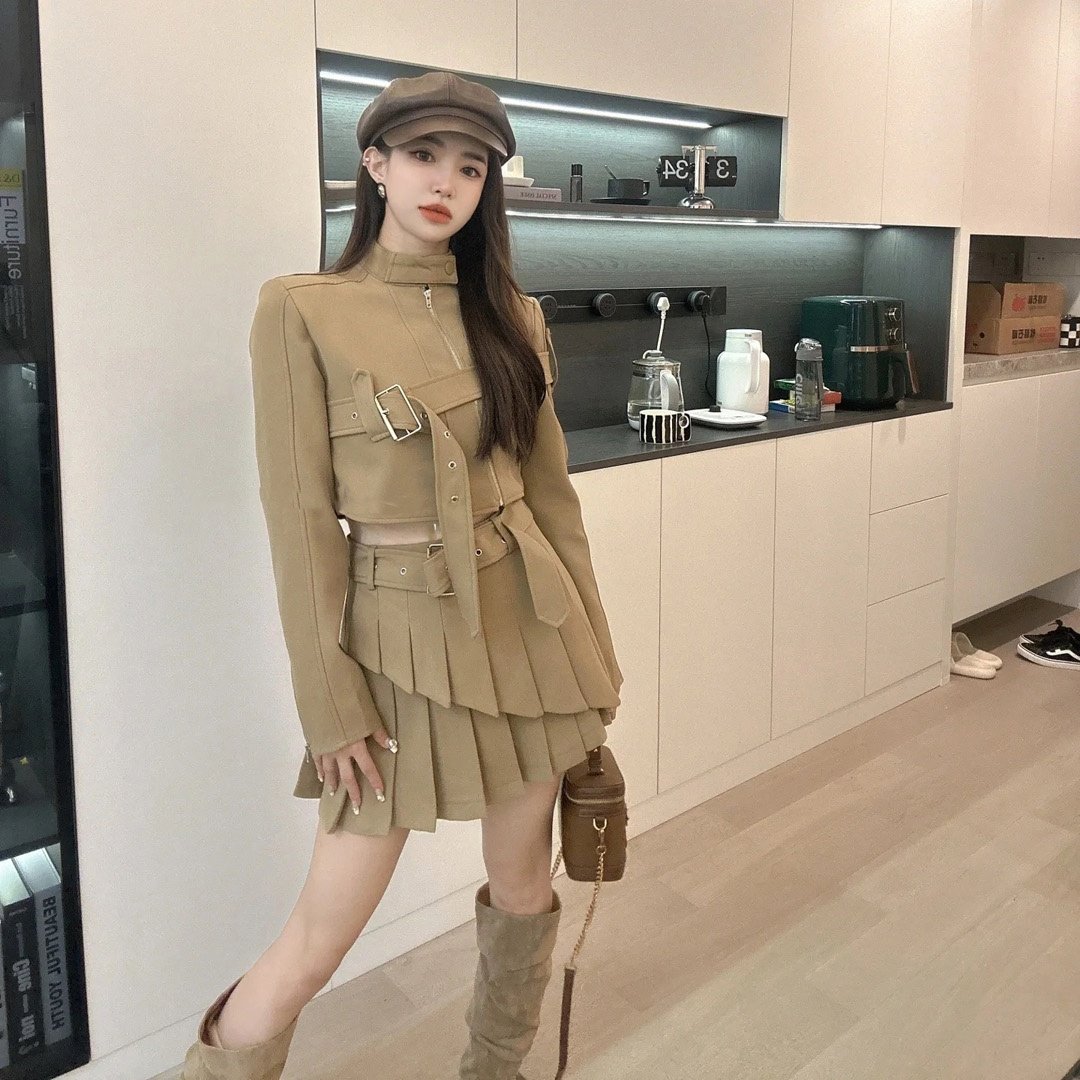 Women's Oblique Zipper Lace-up Cutout Pleated Skirt Suit Image 1