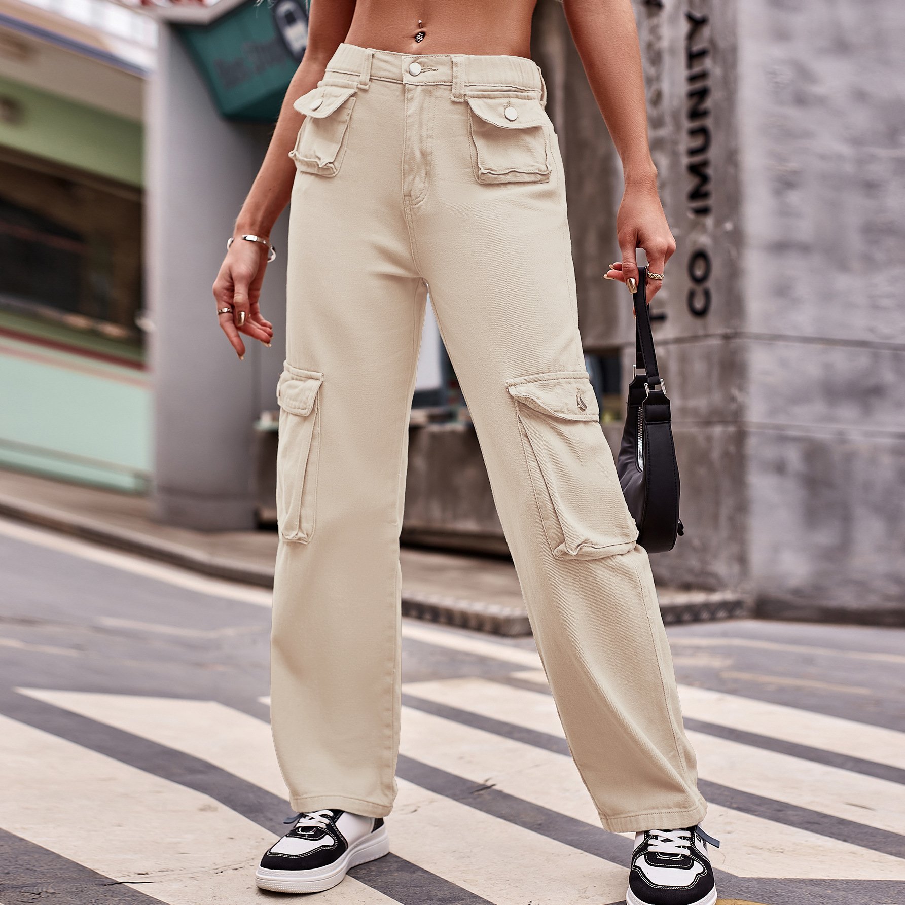 Women's Multi-pocket Jeans 2