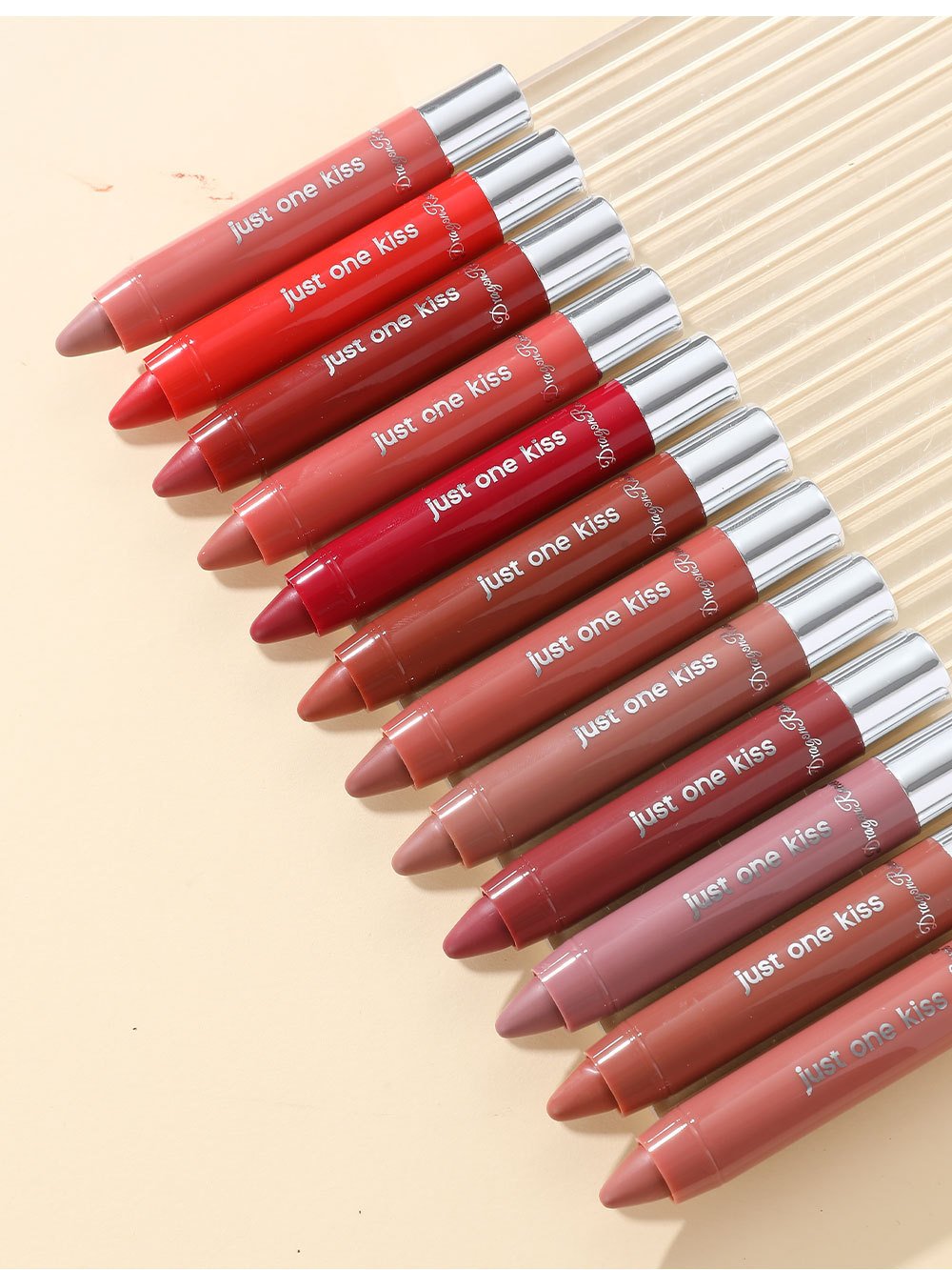 Solid Moist Lipstick Crayon Image 6