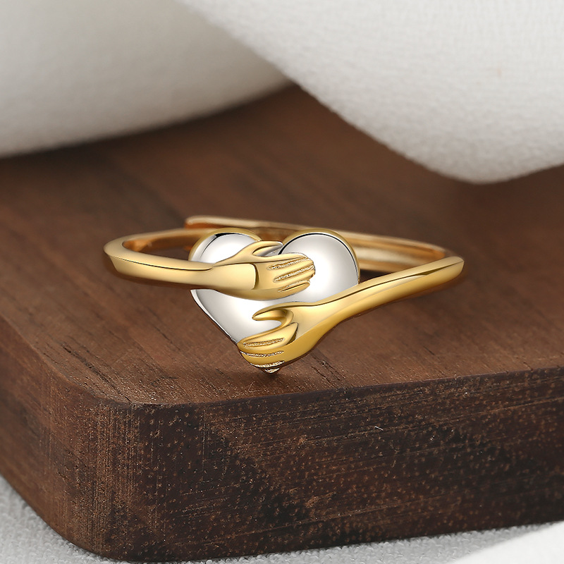 Hug Love Heart-shaped Ring Image 1