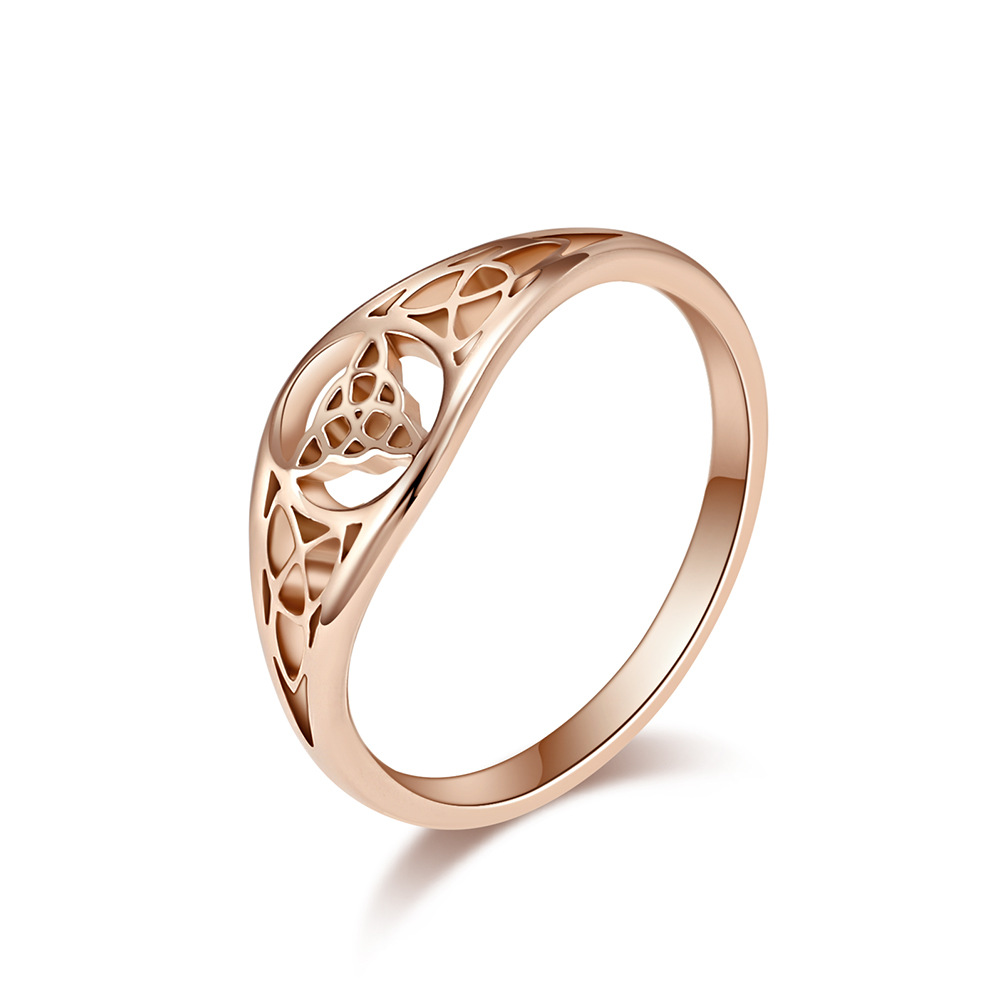 Viking Triangle Knot Ring Image 6