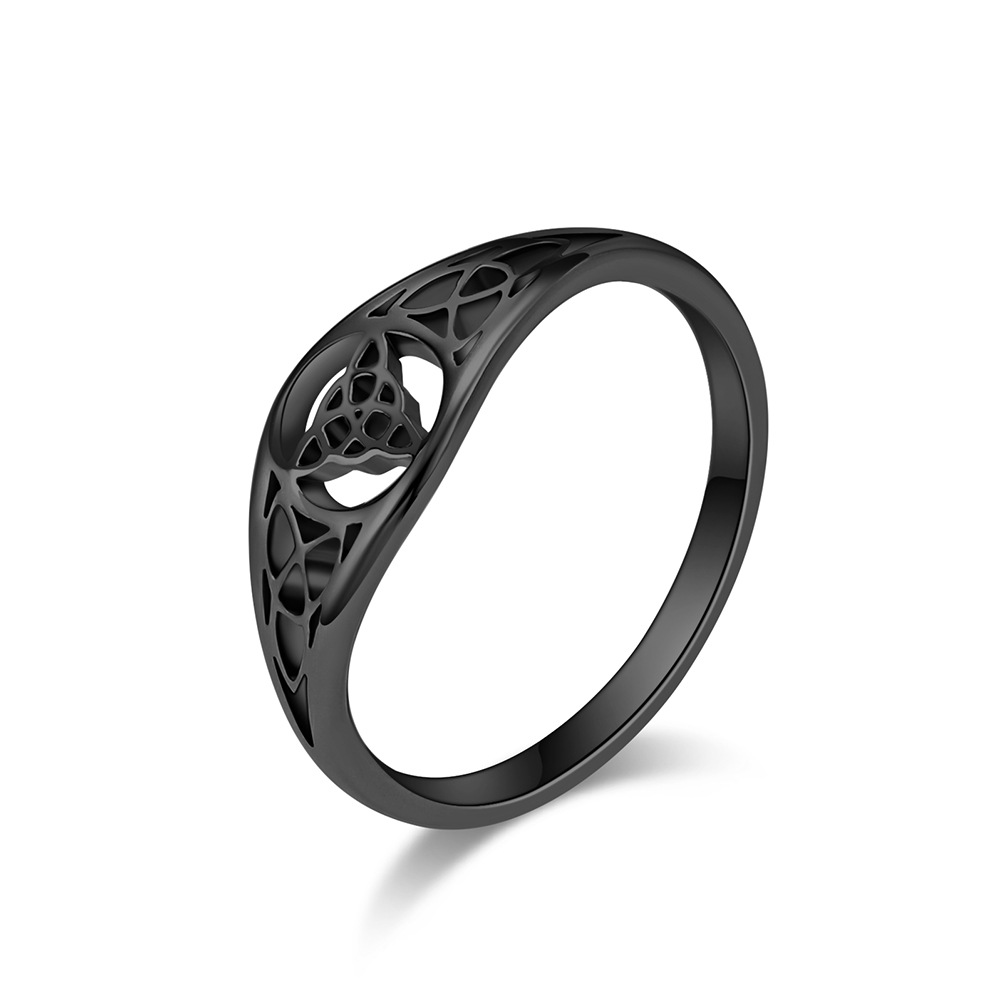 Viking Triangle Knot Ring Image 8