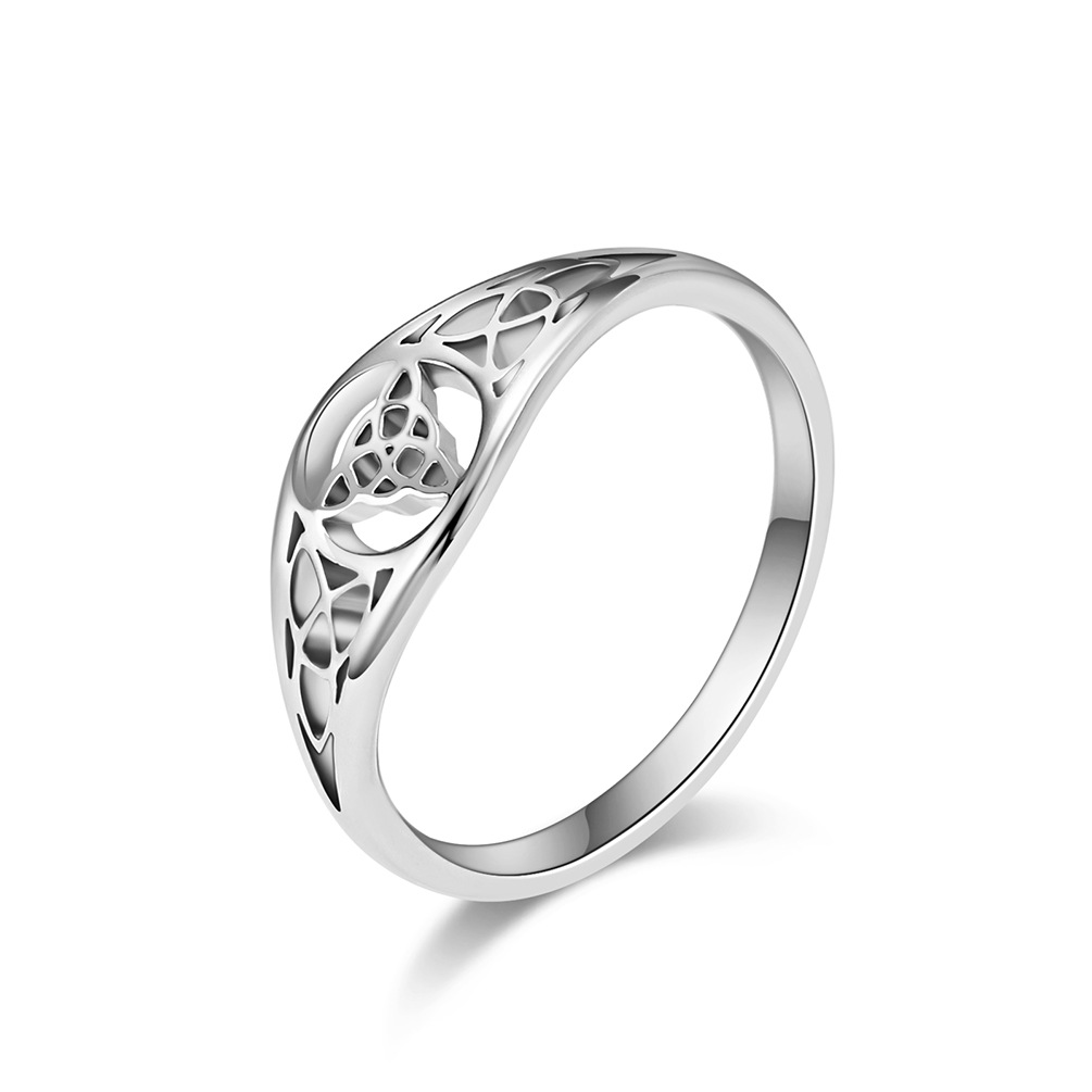 Viking Triangle Knot Ring Image 7