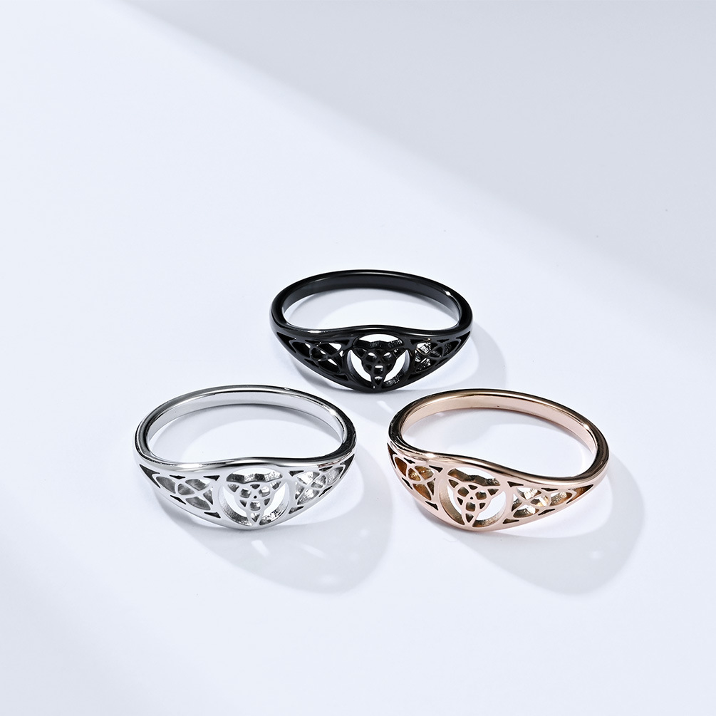 Viking Triangle Knot Ring Image 3
