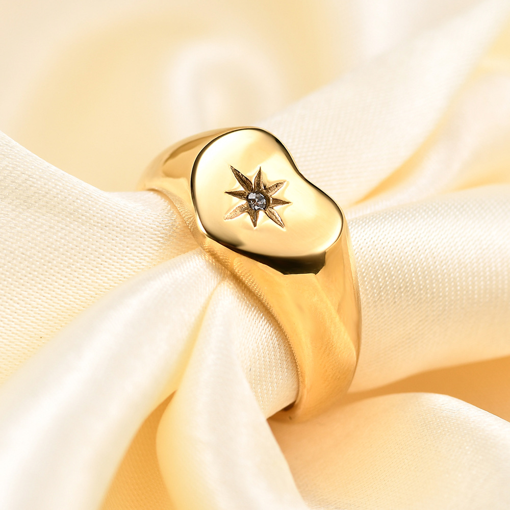 Titanium Steel Gold-plated Diamond Love Light Ring Image 6