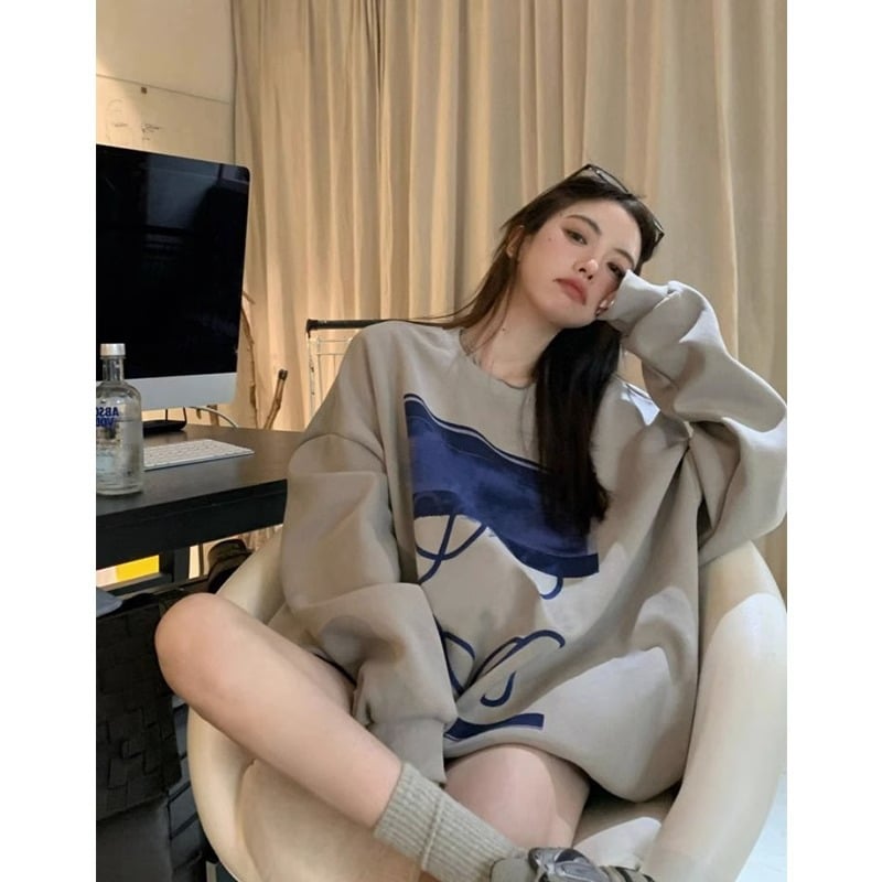 Mid-length Pullover Sweater Image 2