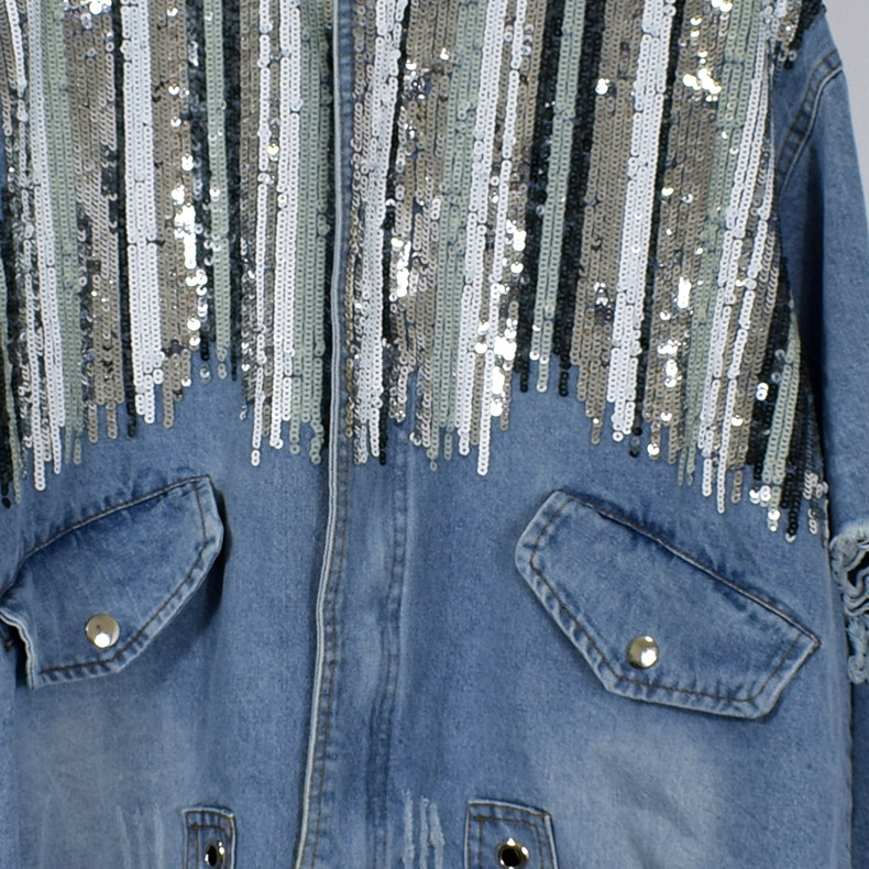 Model wearing the Striped Contrast Mid-length Denim Jacket