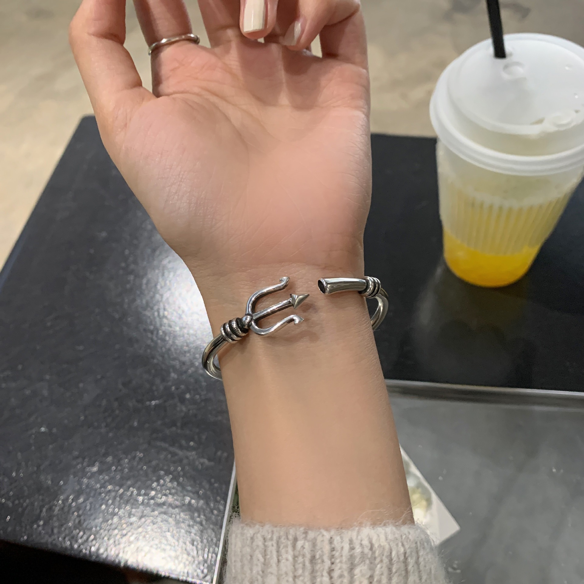 Silver Retro Bangle Bracelet 5